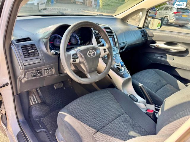 טויוטה אוריס