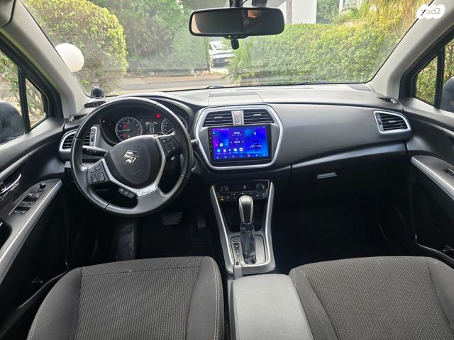 סוזוקי קרוסאובר