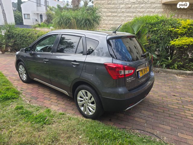 סוזוקי קרוסאובר