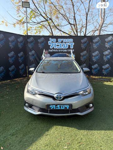 מודעת רכב טויוטה אוריס
