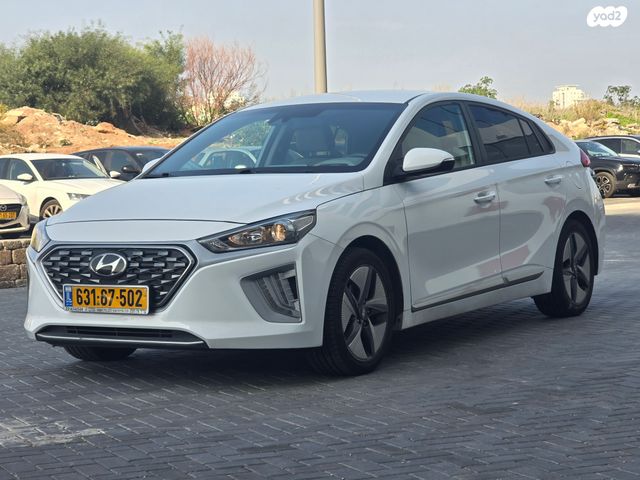 יונדאי איוניק