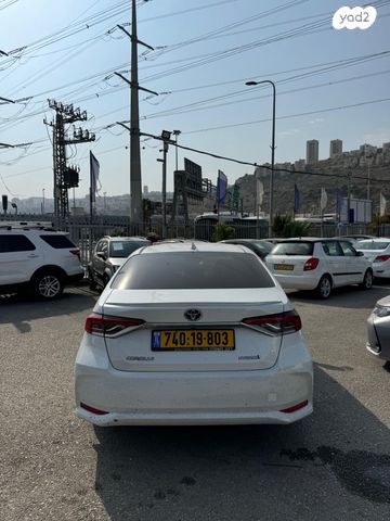 טויוטה קורולה