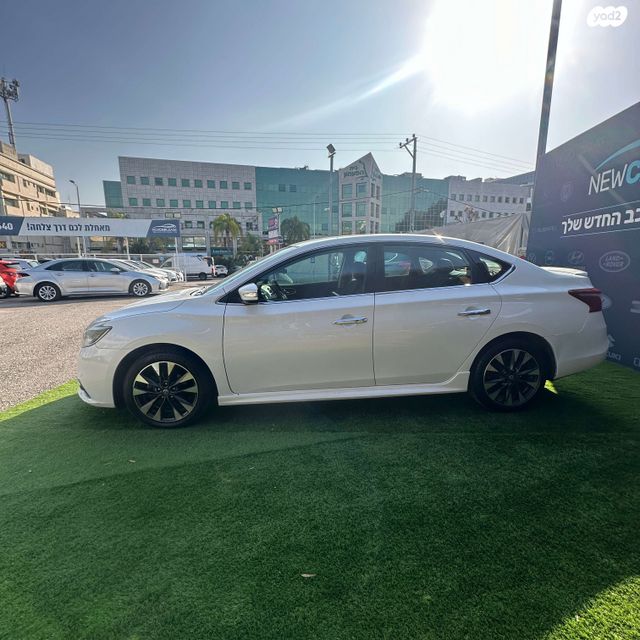 ניסאן סנטרה