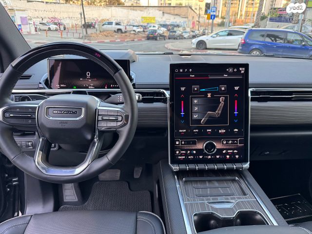 ג'י.אם.סי סיירה EV  