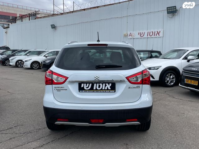 סוזוקי קרוסאובר