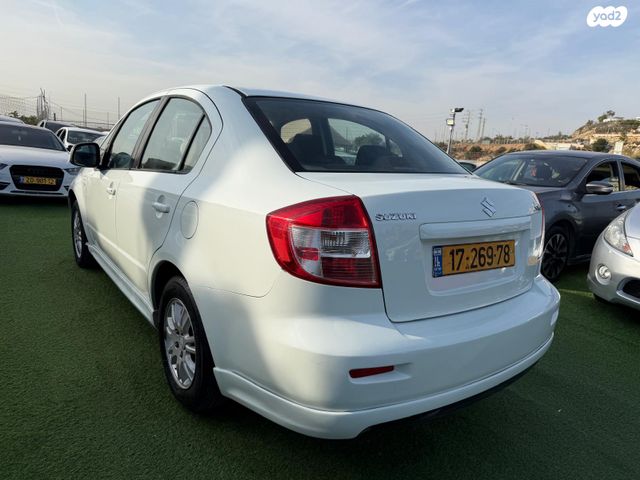 סוזוקי SX4