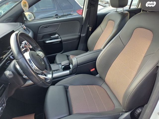 מרצדס-בנץ EQA