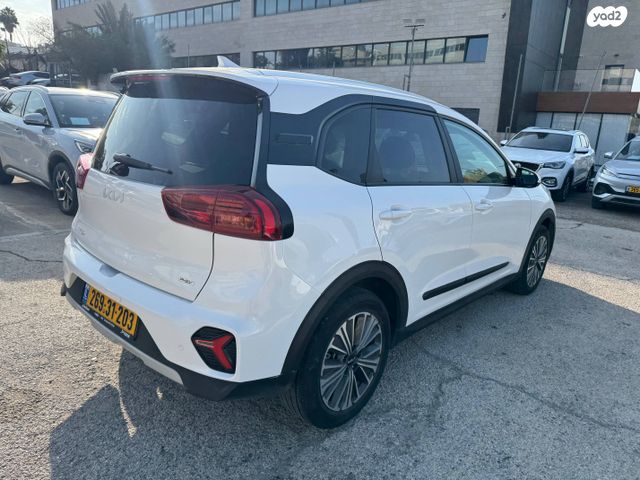 קיה נירו פלוס