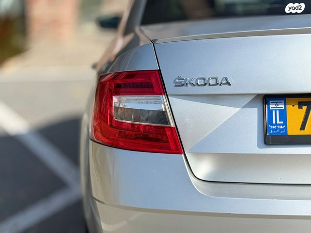 סקודה אוקטביה