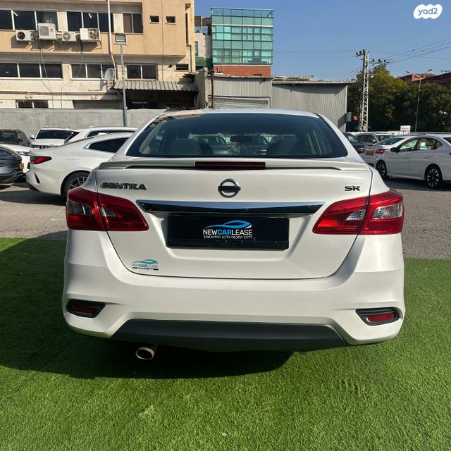 ניסאן סנטרה