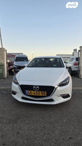מאזדה 3