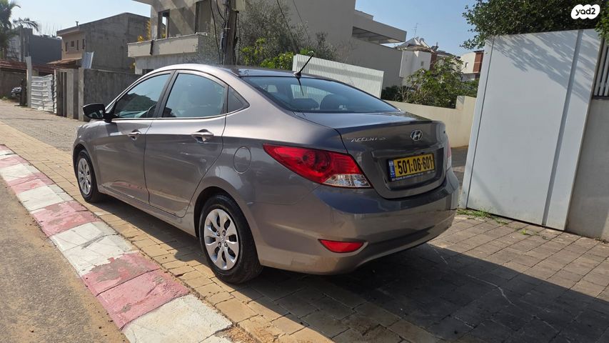 יונדאי אקסנט i25