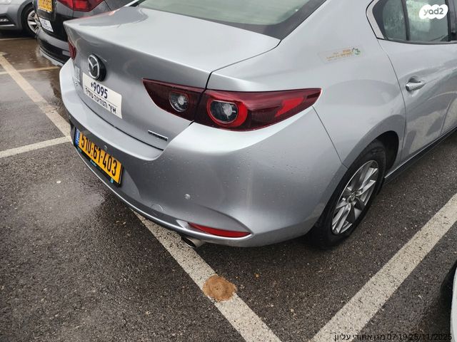 מודעת רכב מאזדה 3