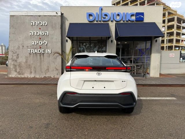 טויוטה C-HR