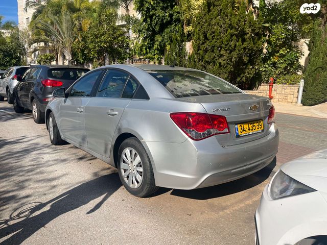 שברולט קרוז