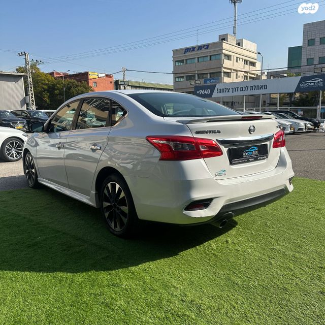 ניסאן סנטרה