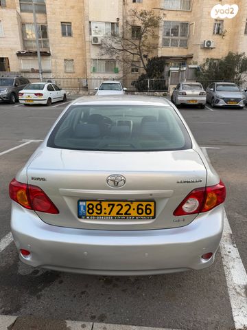 טויוטה קורולה