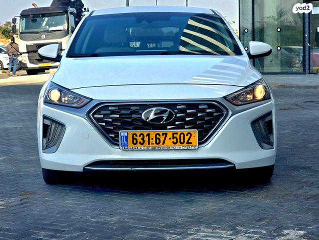 יונדאי איוניק