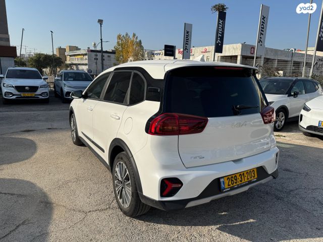 קיה נירו פלוס