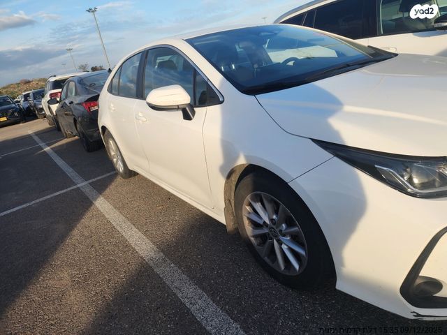 מודעת רכב טויוטה קורולה