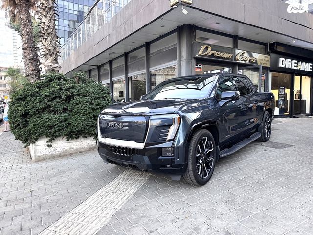 מודעת רכב ג'י.אם.סי סיירה EV  