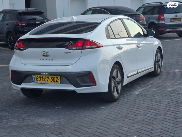 מודעת רכב יונדאי איוניק