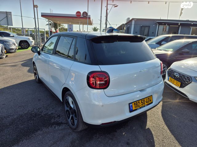 ג׳יי.איי.סי 30