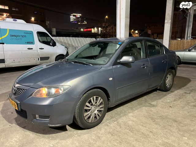 מודעת רכב מאזדה 3