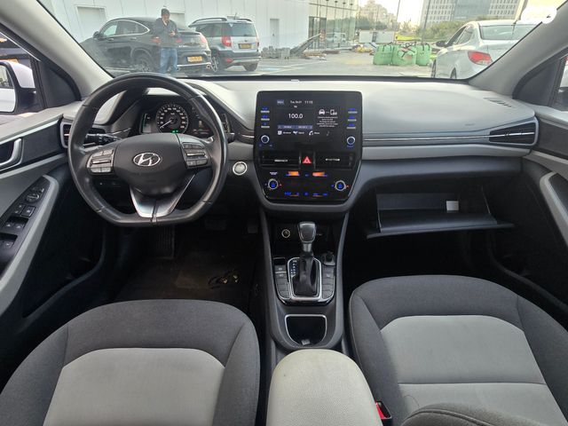 יונדאי איוניק