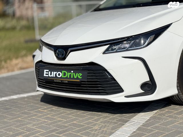 טויוטה קורולה