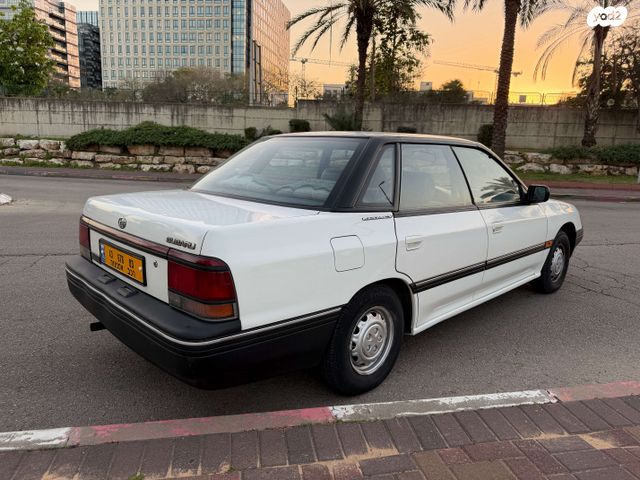 סובארו לגאסי