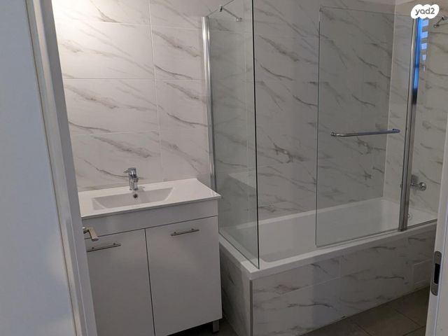 דירה, רועי קליין 7, קרית קריניצי, רמת גן