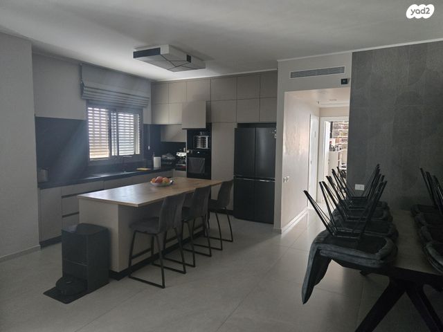 שדרות הציונות 73