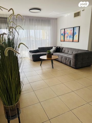 מעגל השלום 25