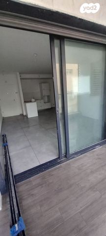 דירה, הרא"ה 90, שכונת הלל, רמת גן