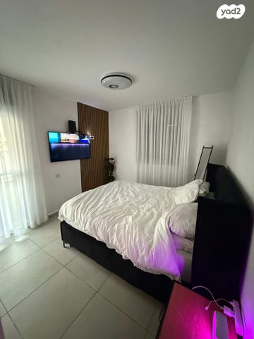 דירה, שדרות מנחם בגין 10, החותרים, טירת כרמל