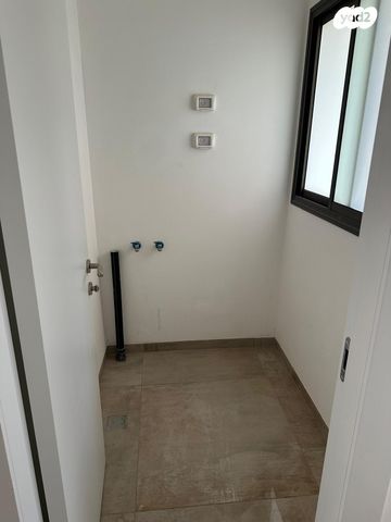 דופלקס, גינת אגוז 1, אבני חפץ, אבני חפץ