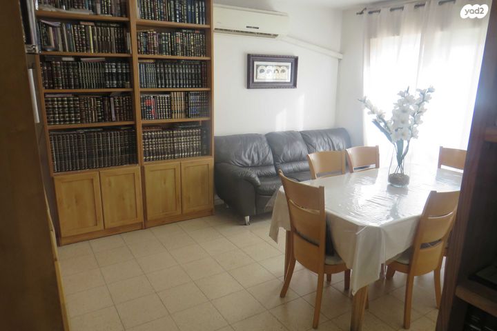 הרב ש"י זווין 51