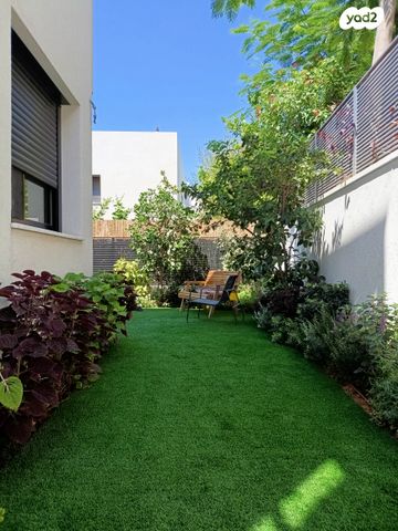 דירת גן, כרמל 14, פרדסיה, פרדסיה