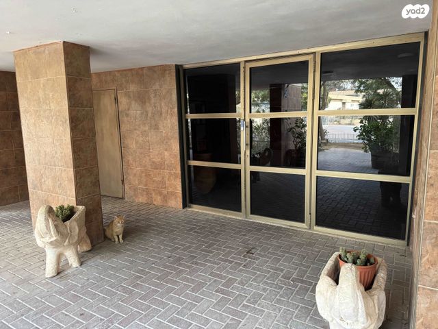 מרדכי מקלף 3