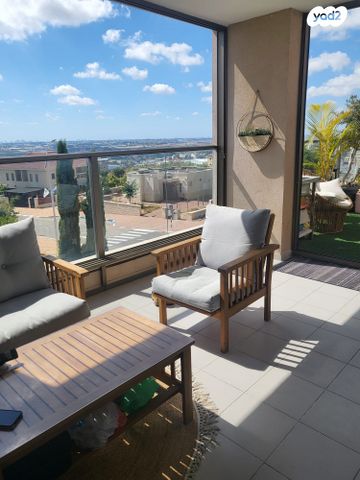 דירה, נחל ערוגות 18, צור יצחק, צור יצחק