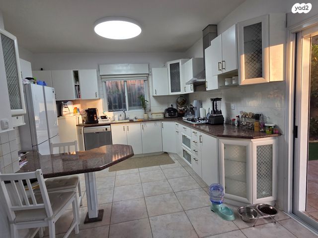 בית פרטי/ קוטג', אחד העם 16, אברמסקי, קרית אתא