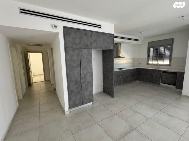 דירה, אשכולית 44, רמות הרכס, באר שבע