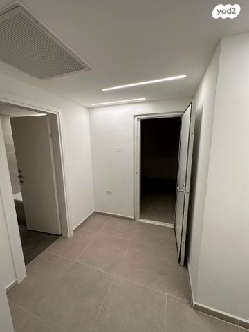 דירה, שרה אהרונסון 7, מורשת, מודיעין מכבים רעות