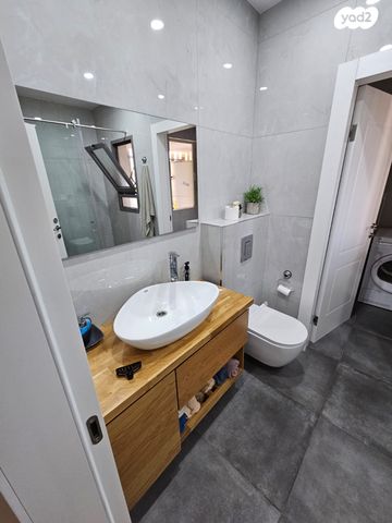 שדרות תל חי 32