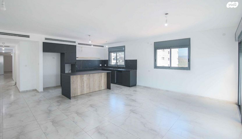 דרך הארגמן 8