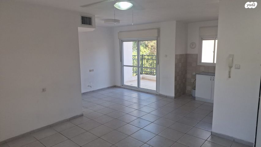 דירה, קיפודן 16, הפרחים, מודיעין מכבים רעות