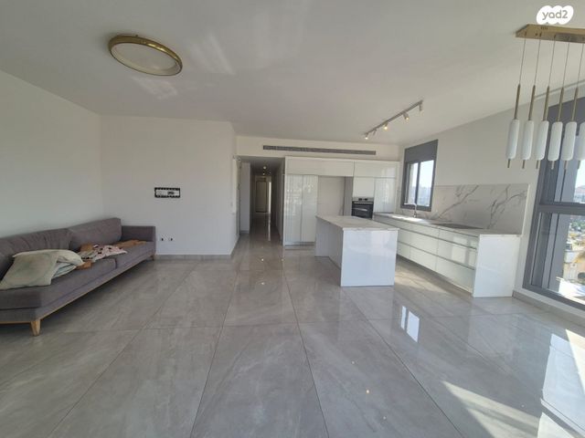 דירה, ריינס 3, רסקו א', חולון