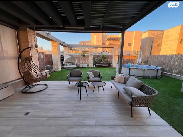 גדעון האוזנר 10