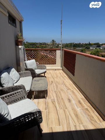 דופלקס, הצבעוני 37, נאות אשכול, יבנה